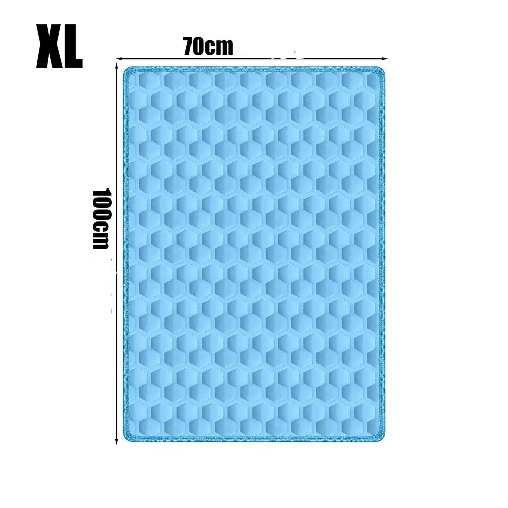 Tapis Rafraîchissant Chien & Chat — Soie Glacée, Antidérapant, Lavable